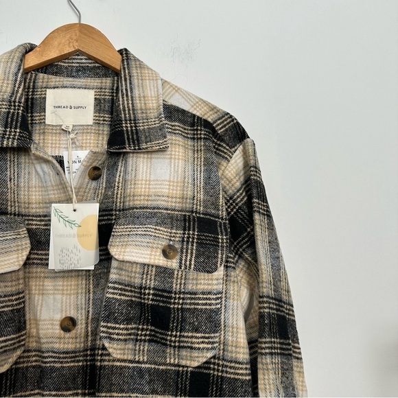 New Thread and supply tan & brown button down shacket - Picture 4 of 9
